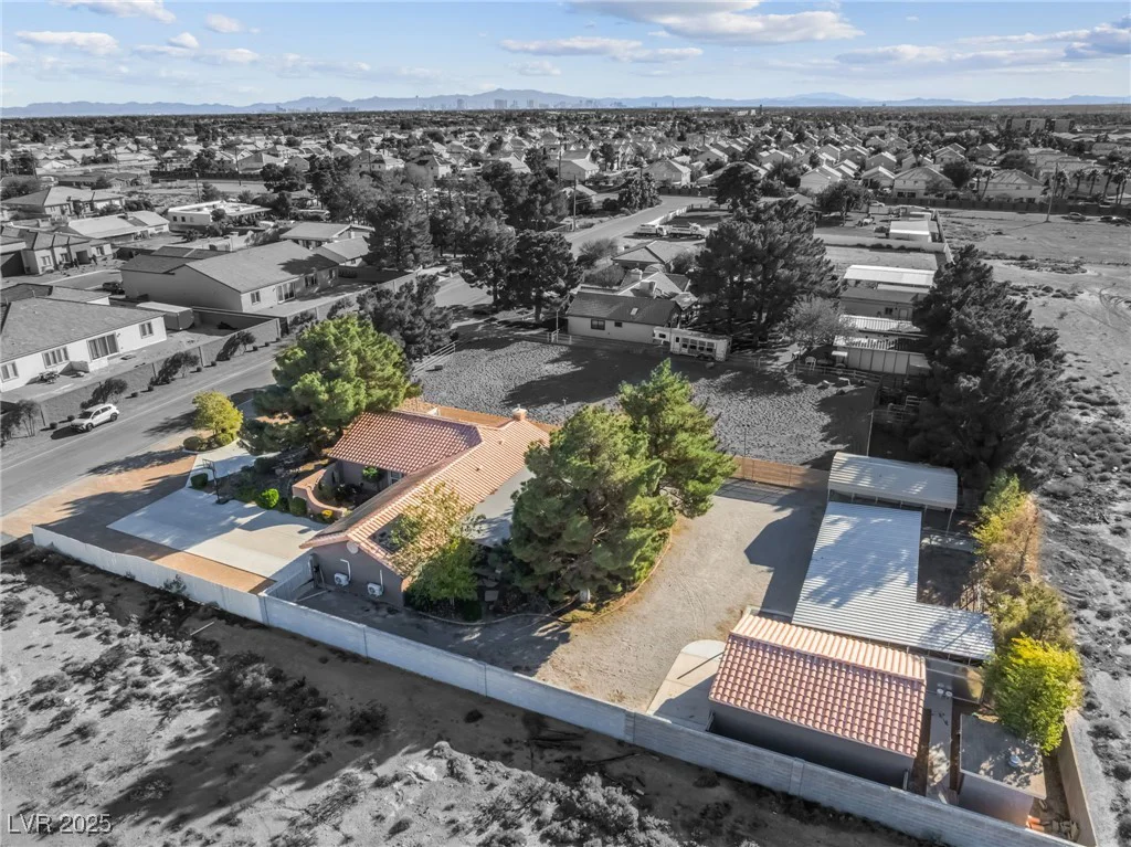 6109 Starlight, Las Vegas, NV 89130