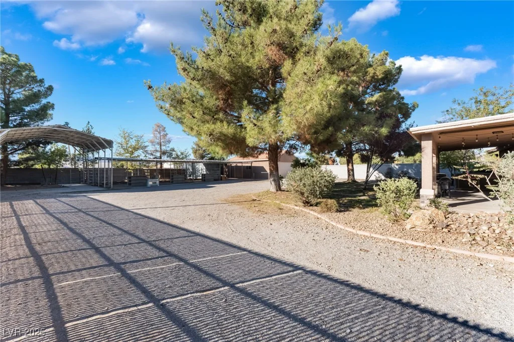 6109 Starlight, Las Vegas, NV 89130