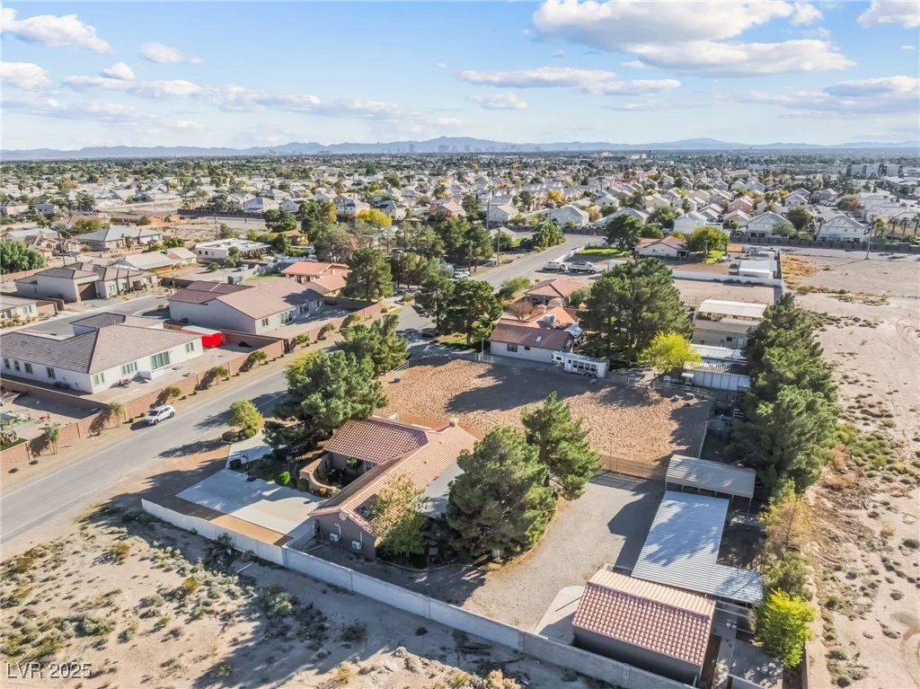 6109 Starlight, Las Vegas, NV 89130