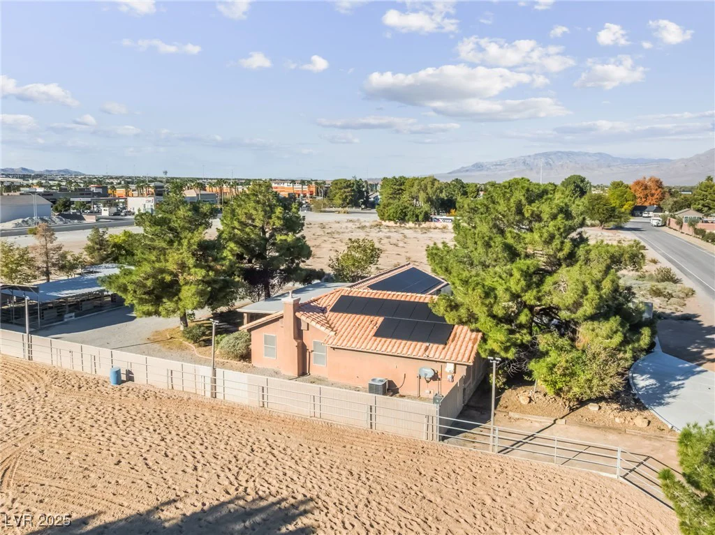 6109 Starlight, Las Vegas, NV 89130