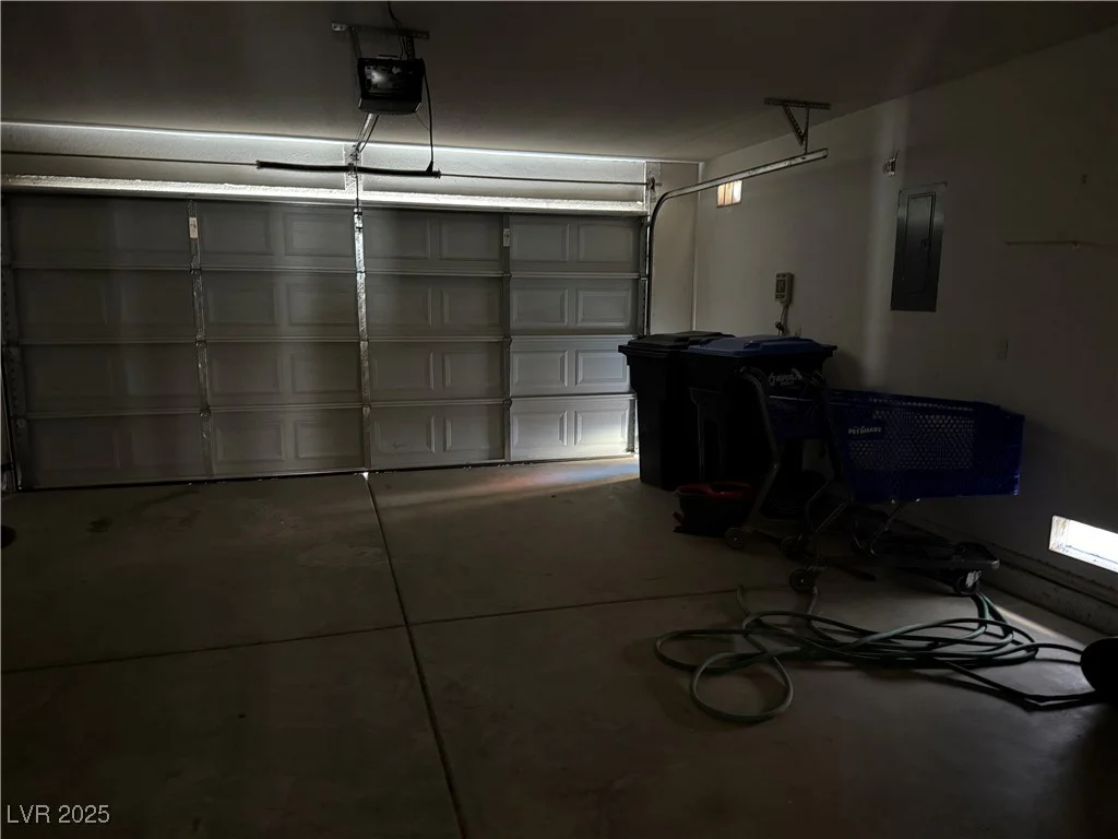 627 Spritlake, North Las Vegas, NV 89032