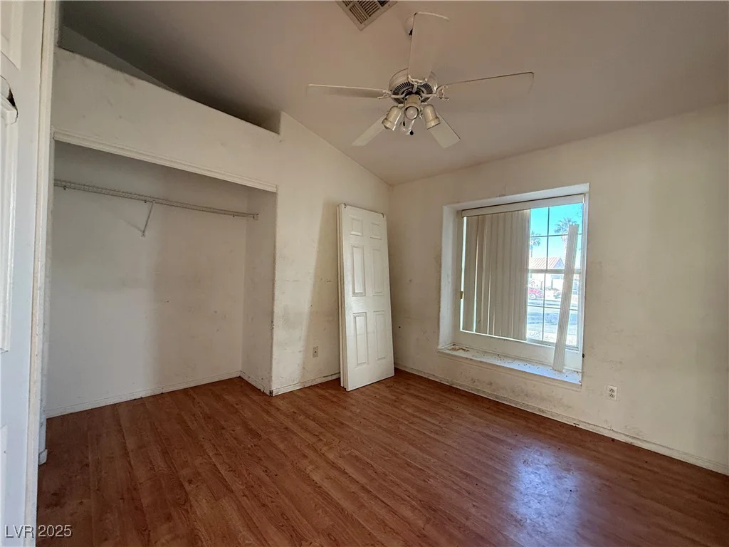627 Spritlake, North Las Vegas, NV 89032