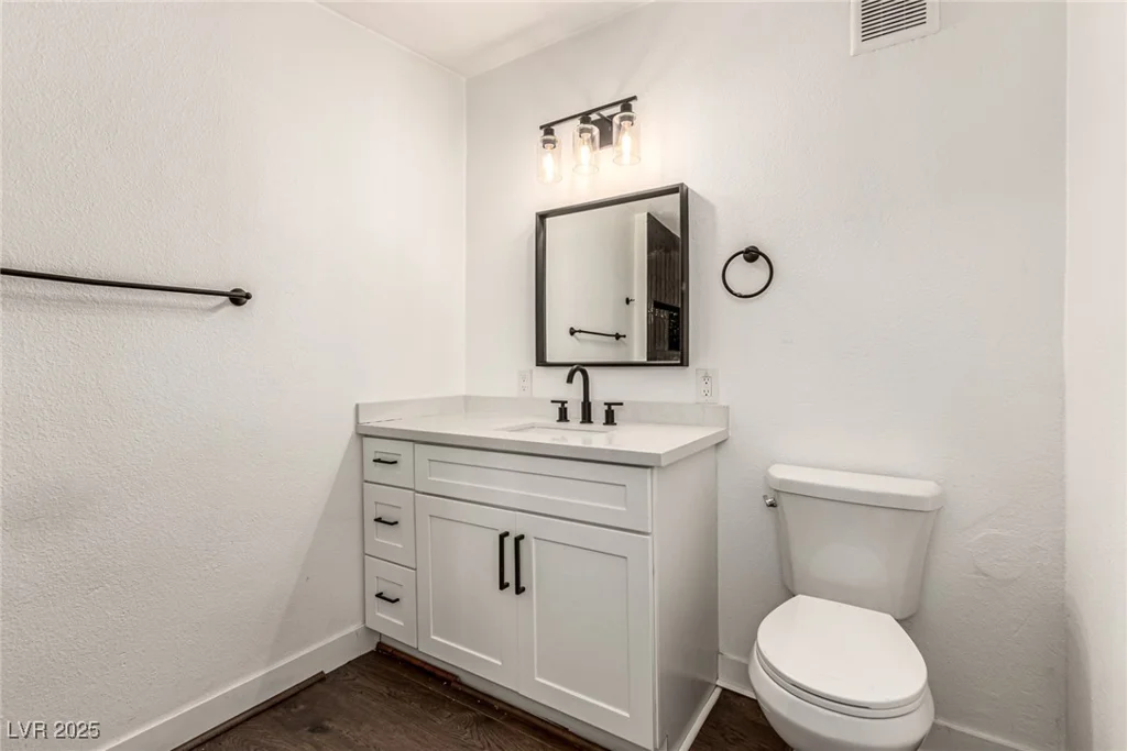 3220 Stanley, North Las Vegas, NV 89030