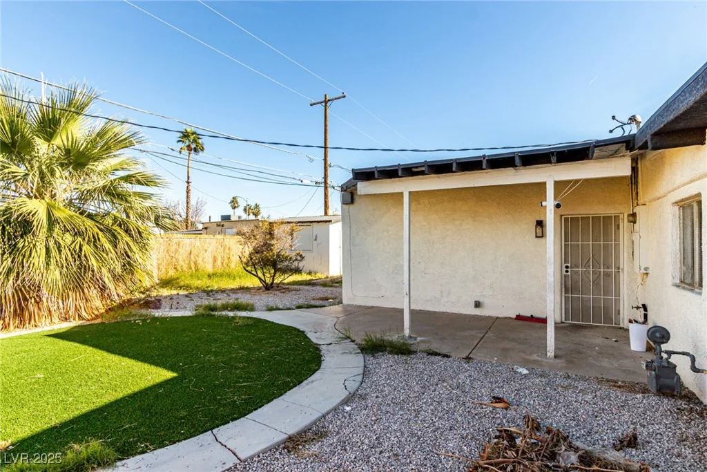 3220 Stanley, North Las Vegas, NV 89030
