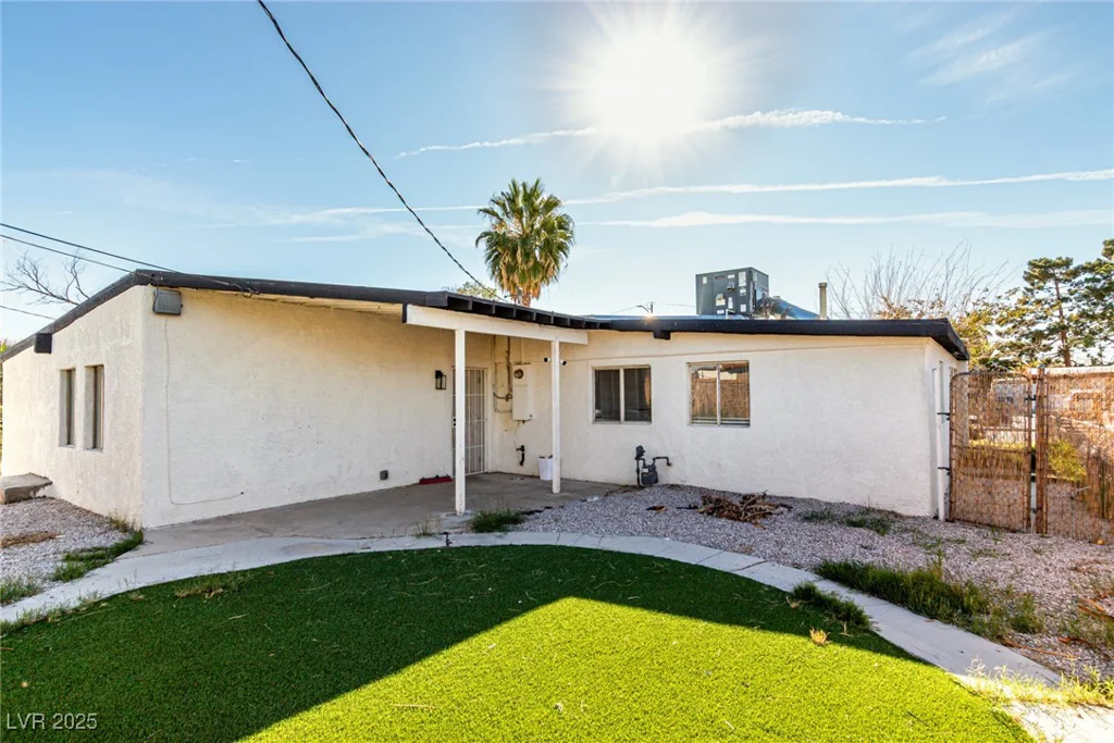 3220 Stanley, North Las Vegas, NV 89030