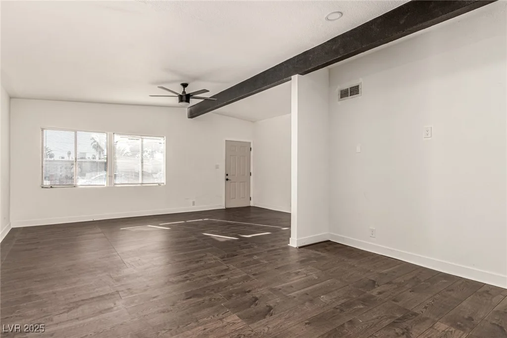 3220 Stanley, North Las Vegas, NV 89030