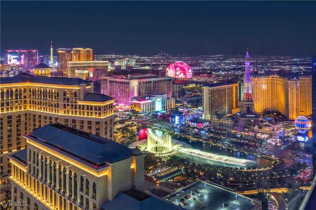 2600 Harmon, Las Vegas, NV 89158