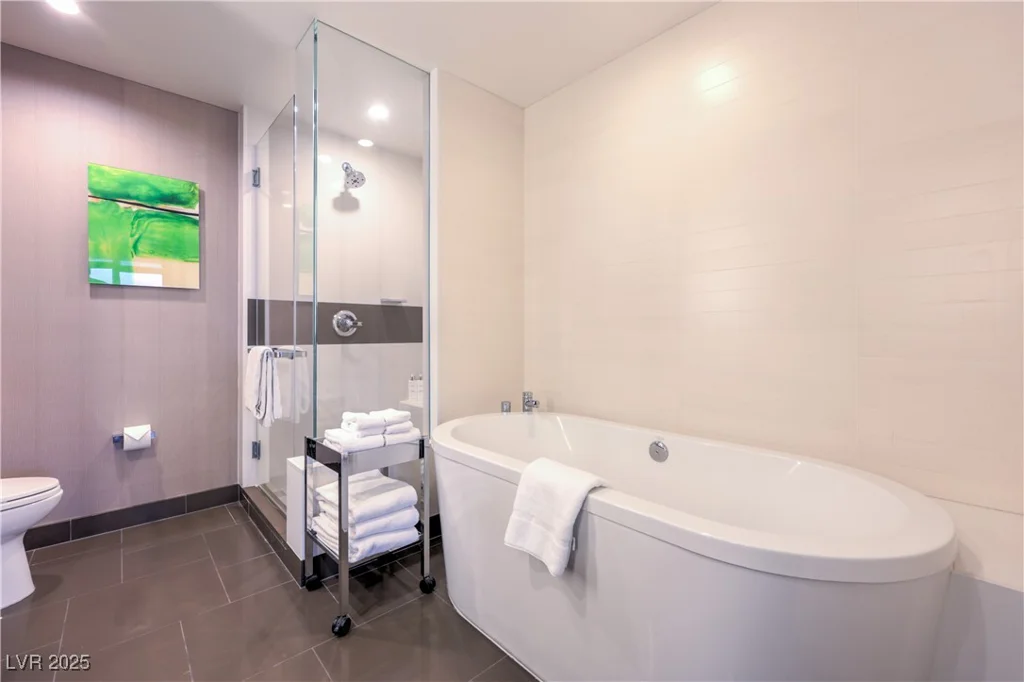 2600 Harmon, Las Vegas, NV 89158