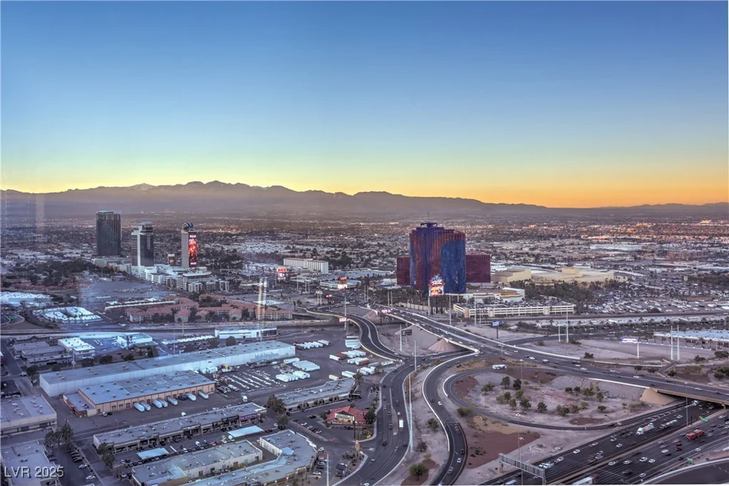 2600 Harmon, Las Vegas, NV 89158