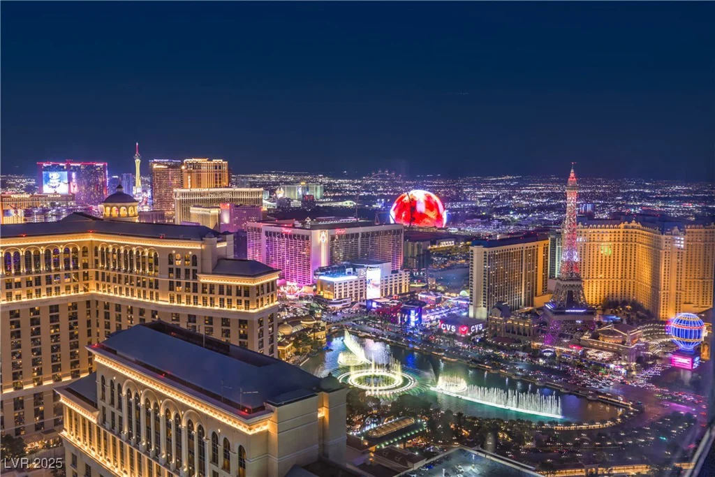 2600 Harmon, Las Vegas, NV 89158