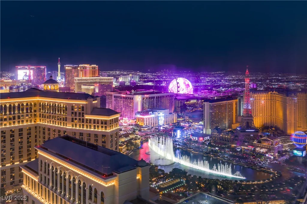 2600 Harmon, Las Vegas, NV 89158
