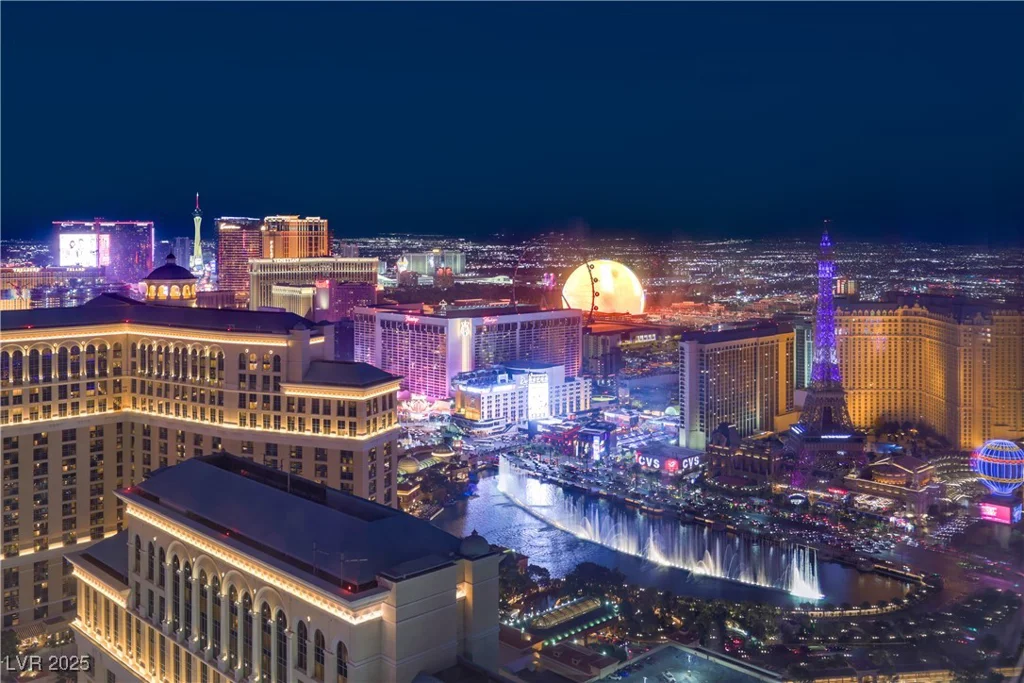 2600 Harmon, Las Vegas, NV 89158