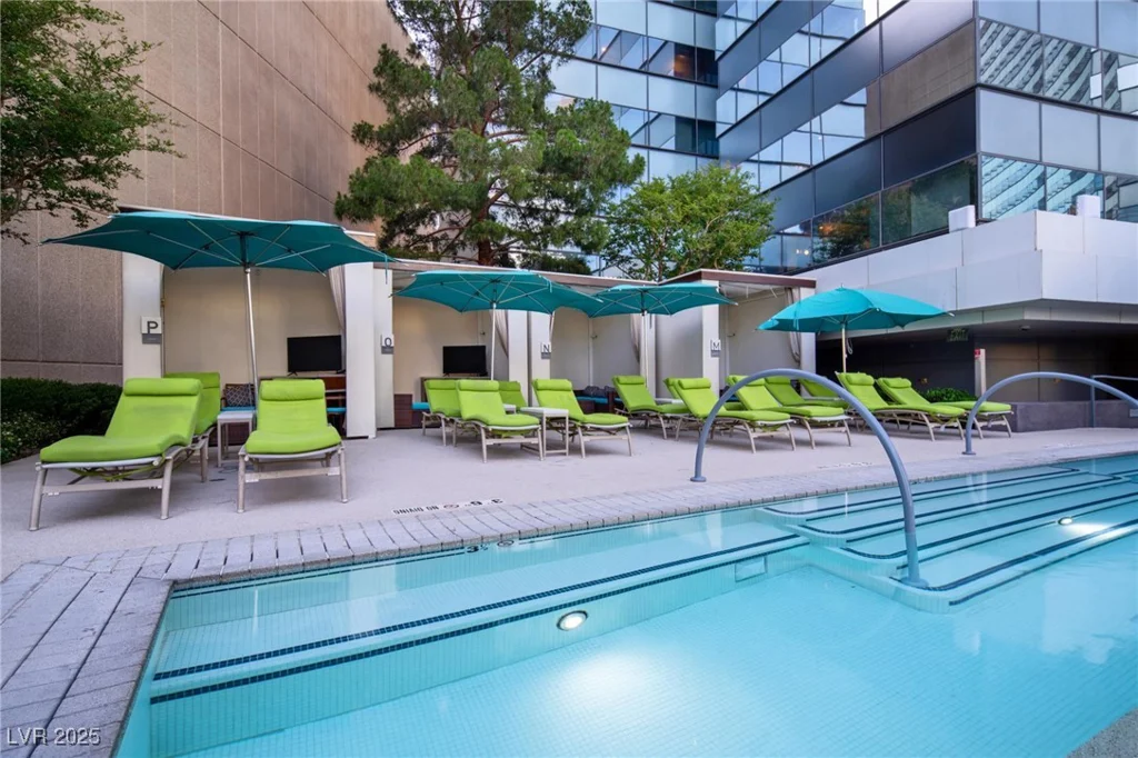 2600 Harmon, Las Vegas, NV 89158