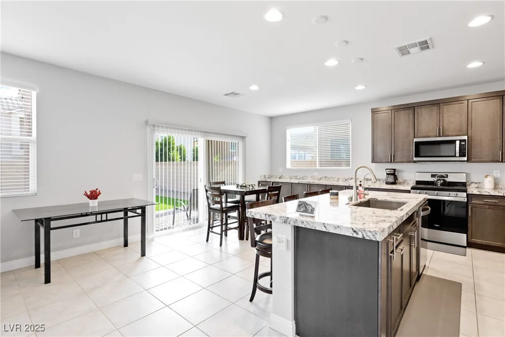 5648 Salt Rock, North Las Vegas, NV 89031