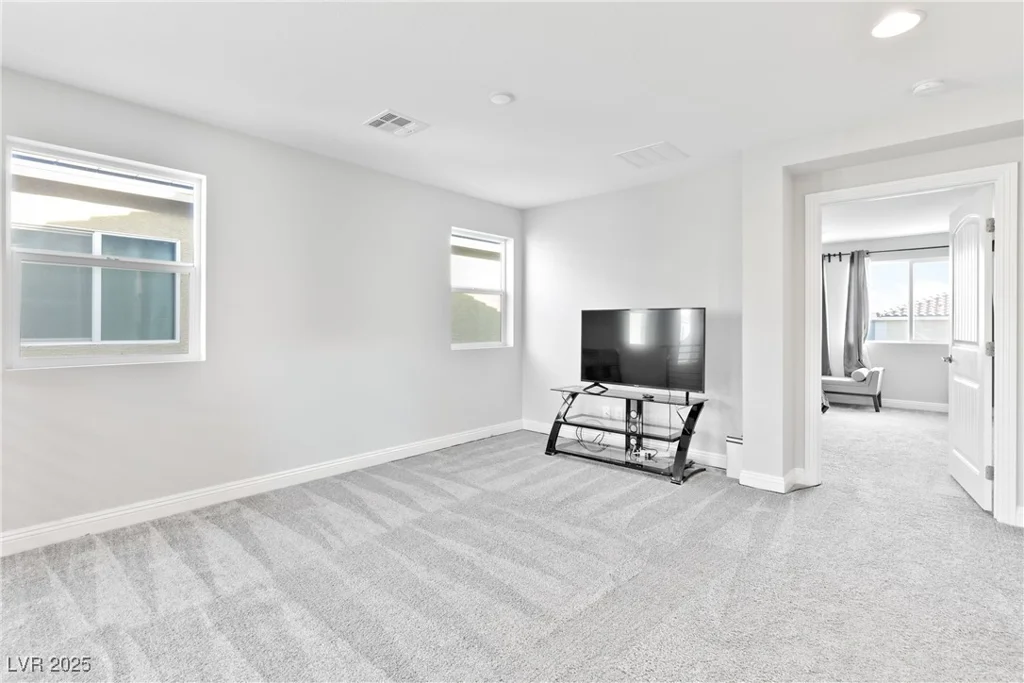 5648 Salt Rock, North Las Vegas, NV 89031