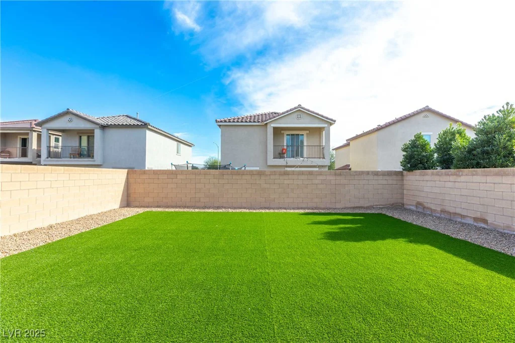 5648 Salt Rock, North Las Vegas, NV 89031