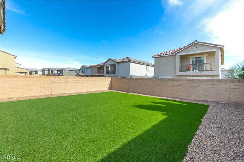 5648 Salt Rock, North Las Vegas, NV 89031