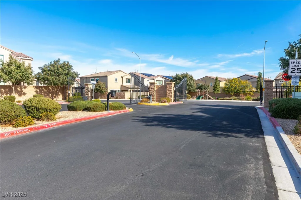 5648 Salt Rock, North Las Vegas, NV 89031