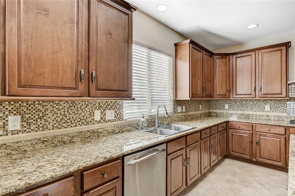 2755 Asgard, Las Vegas, NV 89121