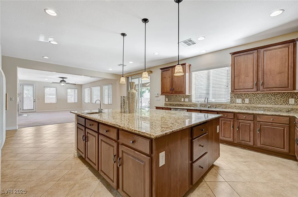 2755 Asgard, Las Vegas, NV 89121