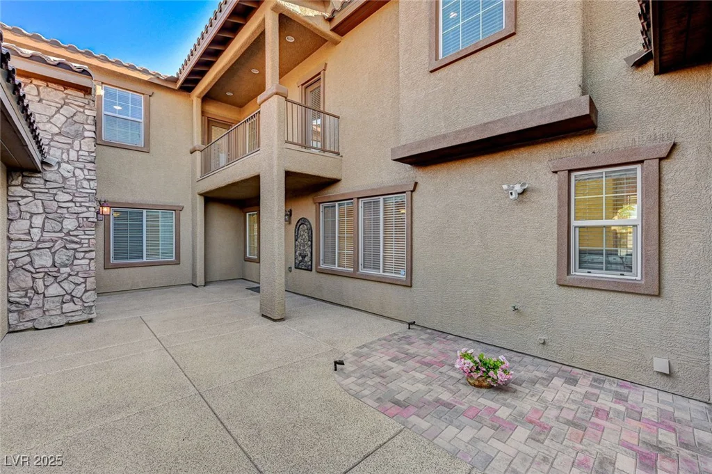 2755 Asgard, Las Vegas, NV 89121