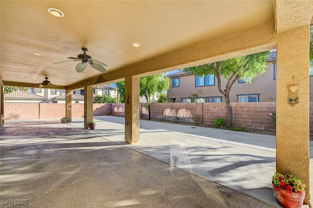 2755 Asgard, Las Vegas, NV 89121