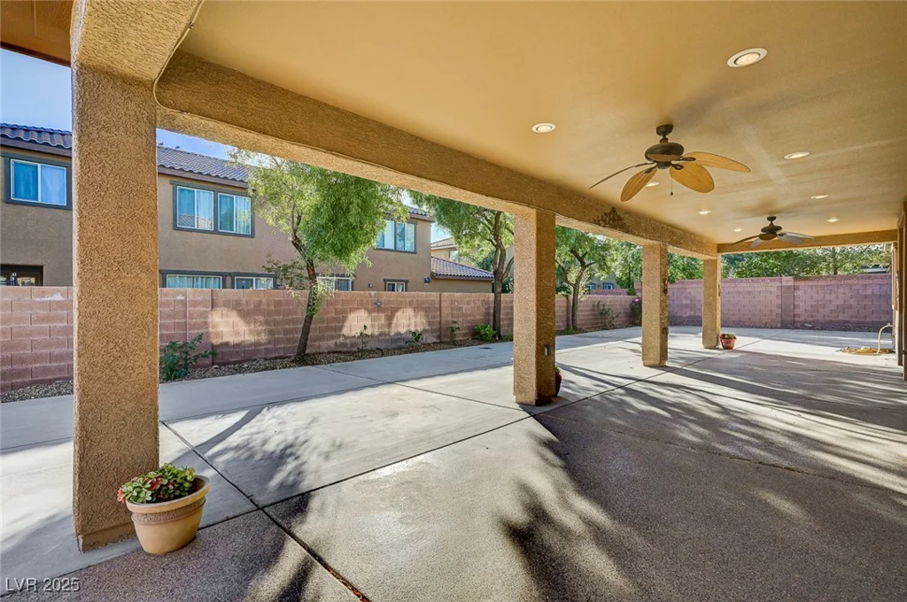 2755 Asgard, Las Vegas, NV 89121