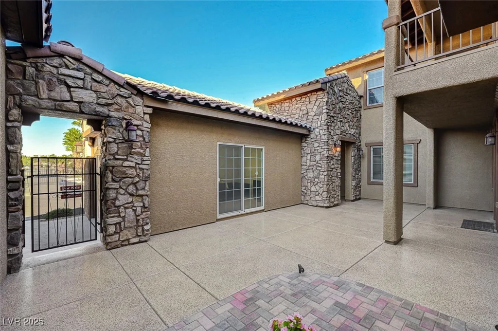 2755 Asgard, Las Vegas, NV 89121