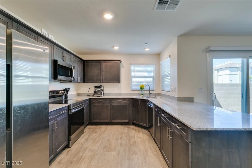 2754 Frosted Teal, North Las Vegas, NV 89086