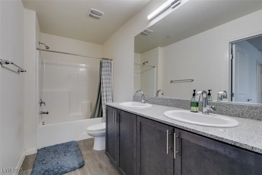 2754 Frosted Teal, North Las Vegas, NV 89086