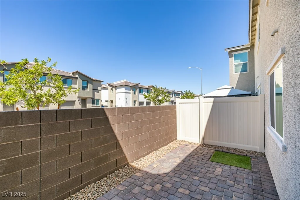 2754 Frosted Teal, North Las Vegas, NV 89086