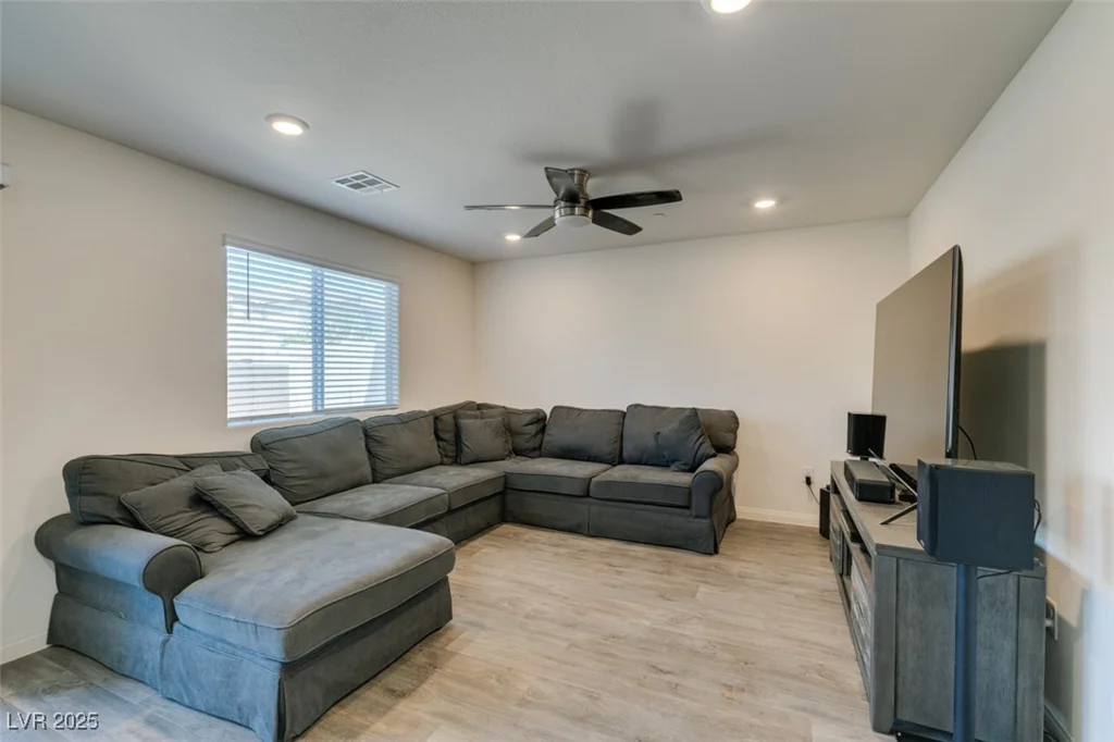 2754 Frosted Teal, North Las Vegas, NV 89086