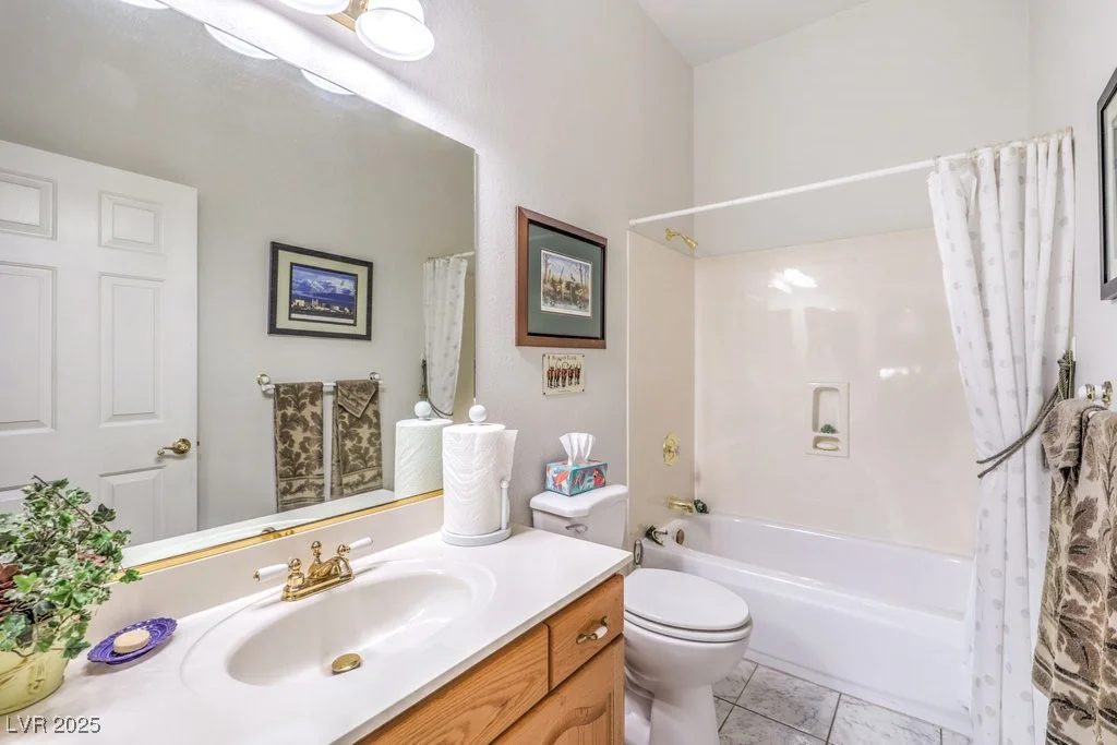 4515 Goen, Las Vegas, NV 89121