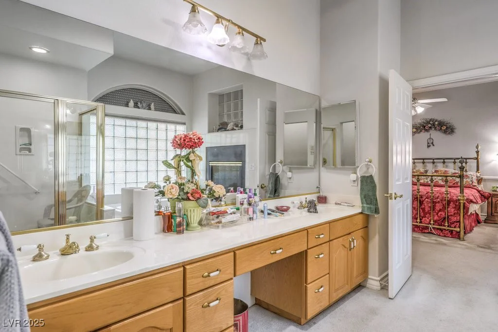 4515 Goen, Las Vegas, NV 89121