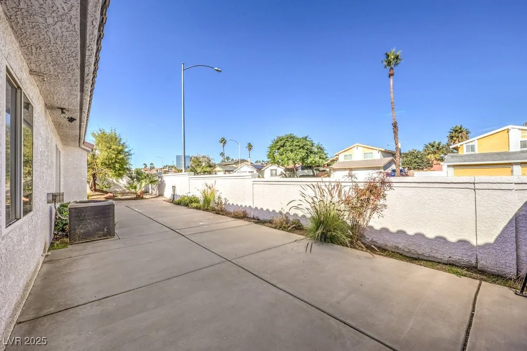 4515 Goen, Las Vegas, NV 89121
