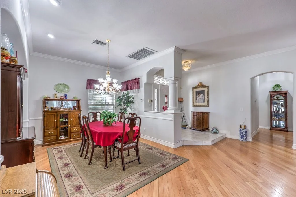 4515 Goen, Las Vegas, NV 89121