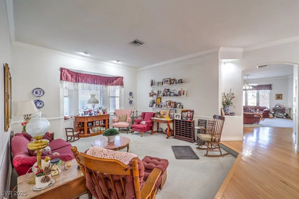 4515 Goen, Las Vegas, NV 89121