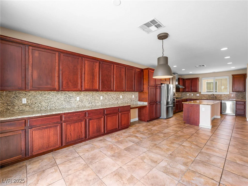 6982 Mirkwood, Las Vegas, NV 89178