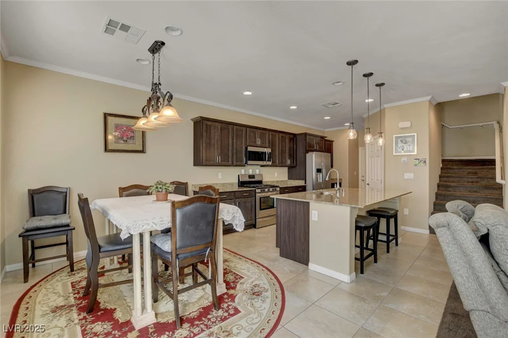 6630 Rocky Reef, Las Vegas, NV 89149