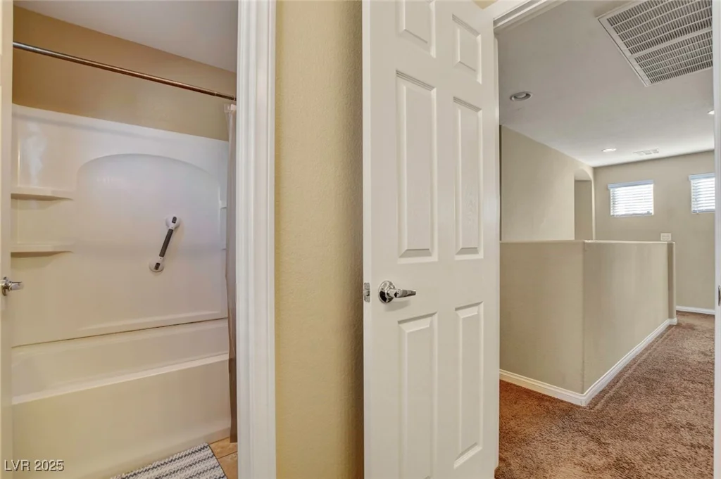6630 Rocky Reef, Las Vegas, NV 89149