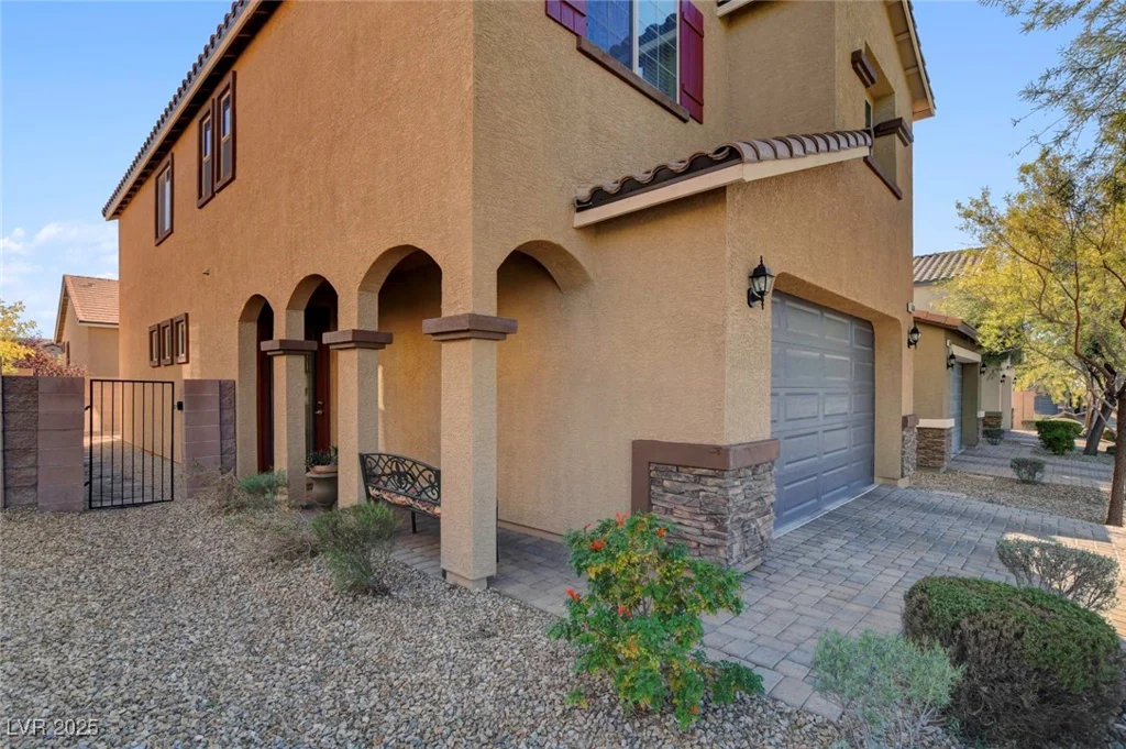 6630 Rocky Reef, Las Vegas, NV 89149