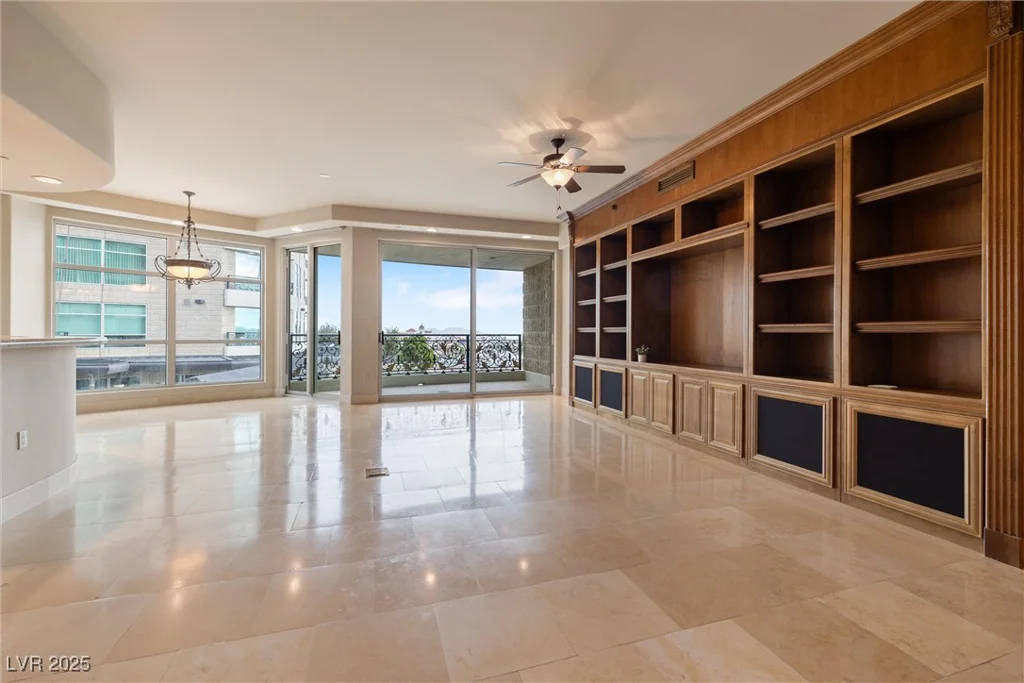 9103 Alta, Las Vegas, NV 89145