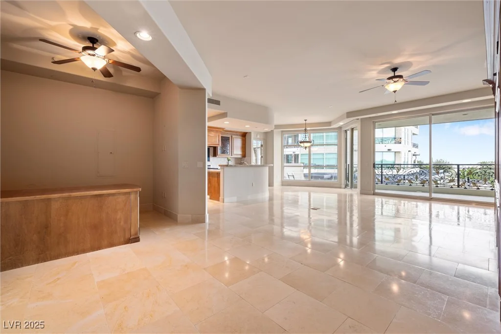 9103 Alta, Las Vegas, NV 89145