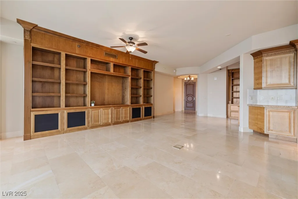 9103 Alta, Las Vegas, NV 89145