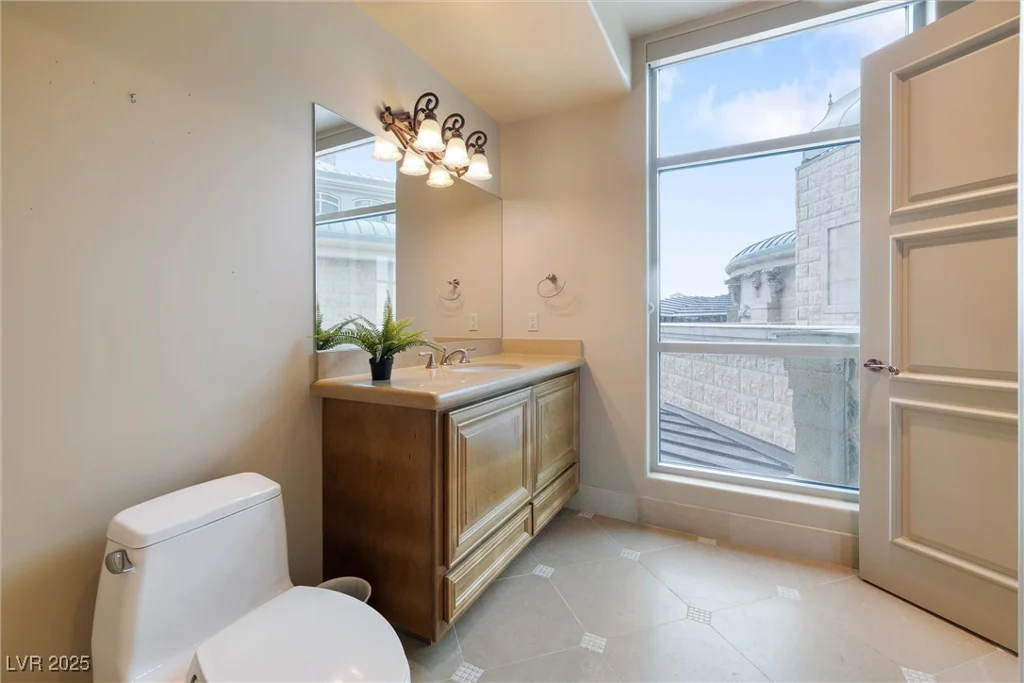 9103 Alta, Las Vegas, NV 89145