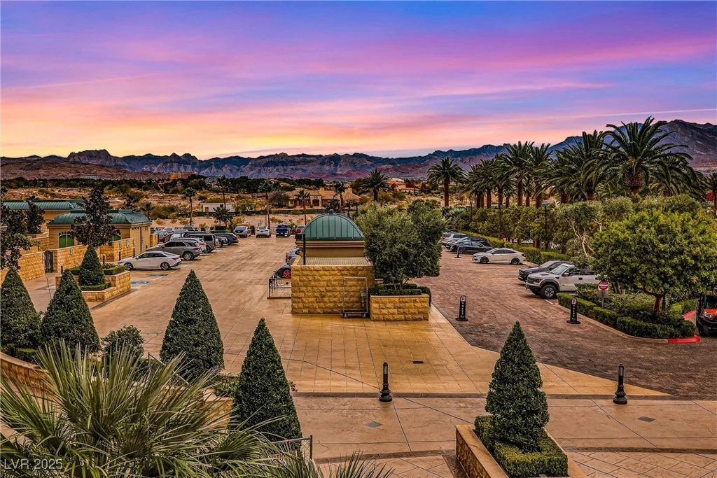9103 Alta, Las Vegas, NV 89145