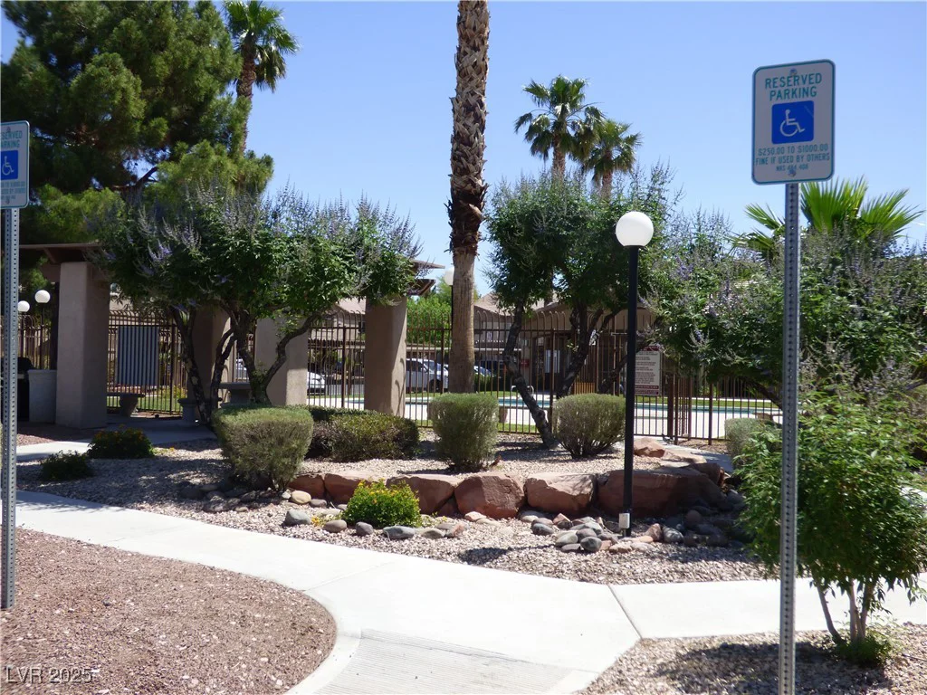 5751 Hacienda, Las Vegas, NV 89122