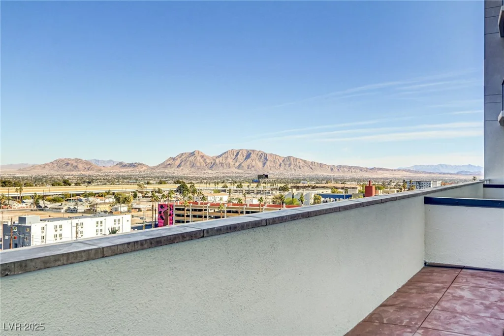 150 Las Vegas, Las Vegas, NV 89101