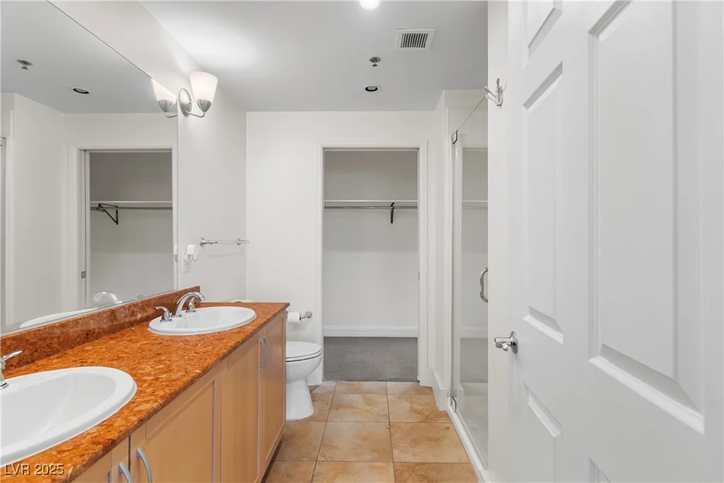 150 Las Vegas, Las Vegas, NV 89101