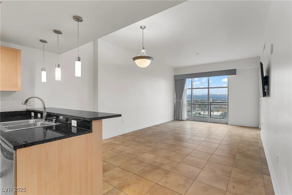 150 Las Vegas, Las Vegas, NV 89101